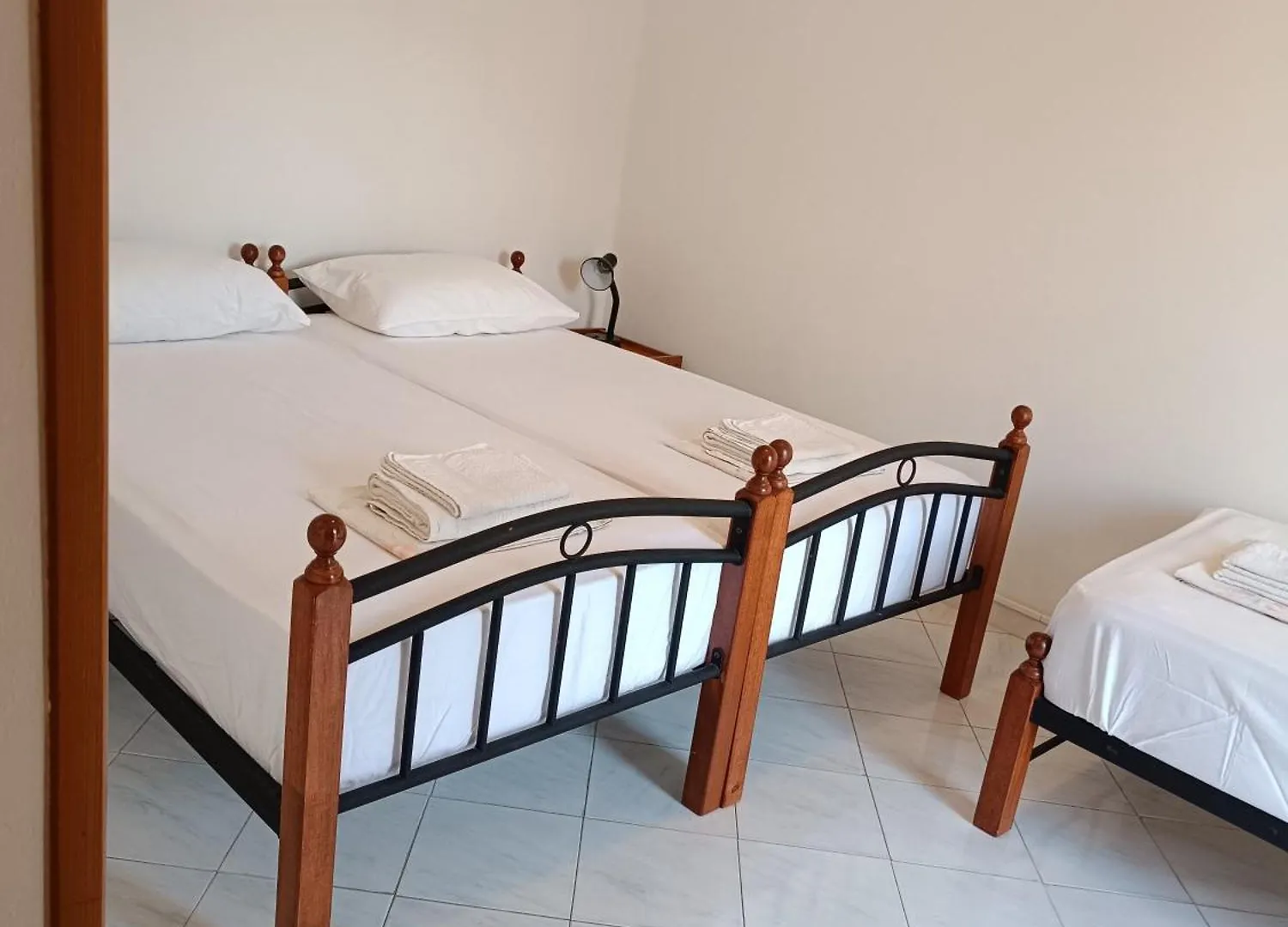The Blue House Apartment Vinkuran